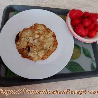 Paleo bananenpannenkoeken zonder bloem met amandelschilfers van Sonia Macors