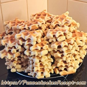 Grote stapel zachte wafeltjes van @Madame_Taart